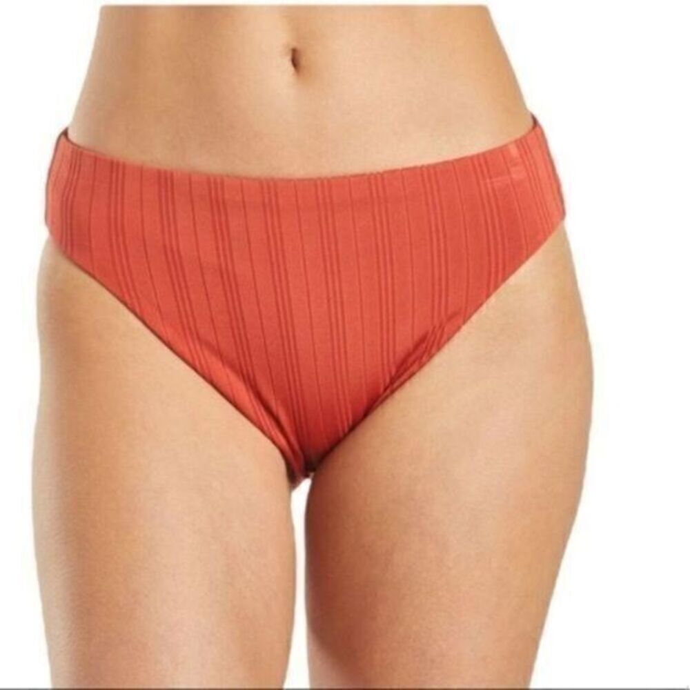 Vince Camuto Reversible Bikini Bottoms Papaya Ripple Medium